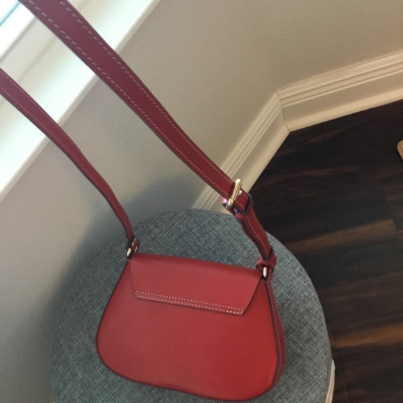 D&B Red Crossbody 100% Leather - Picture 3 of 10